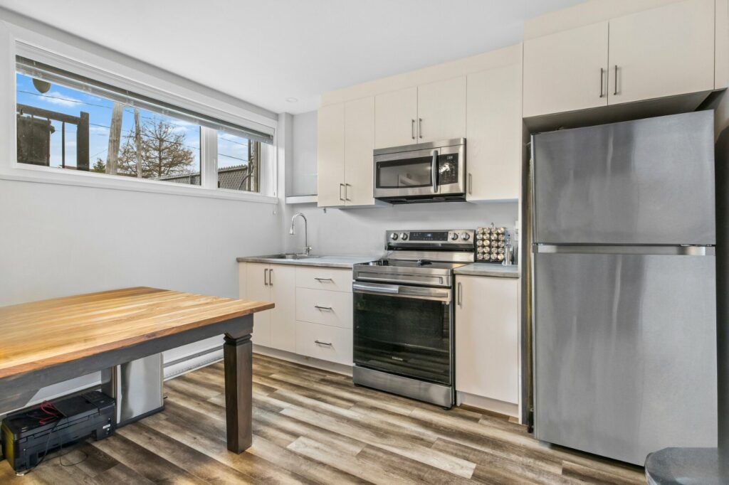 Appartement à louer à Saint-Hubert à moins de 1100$
